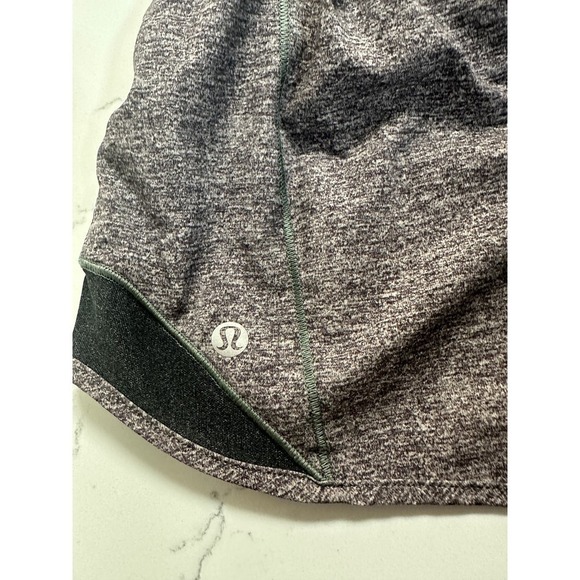 Lululemon Speed Up Shorts - Picture 4 of 6